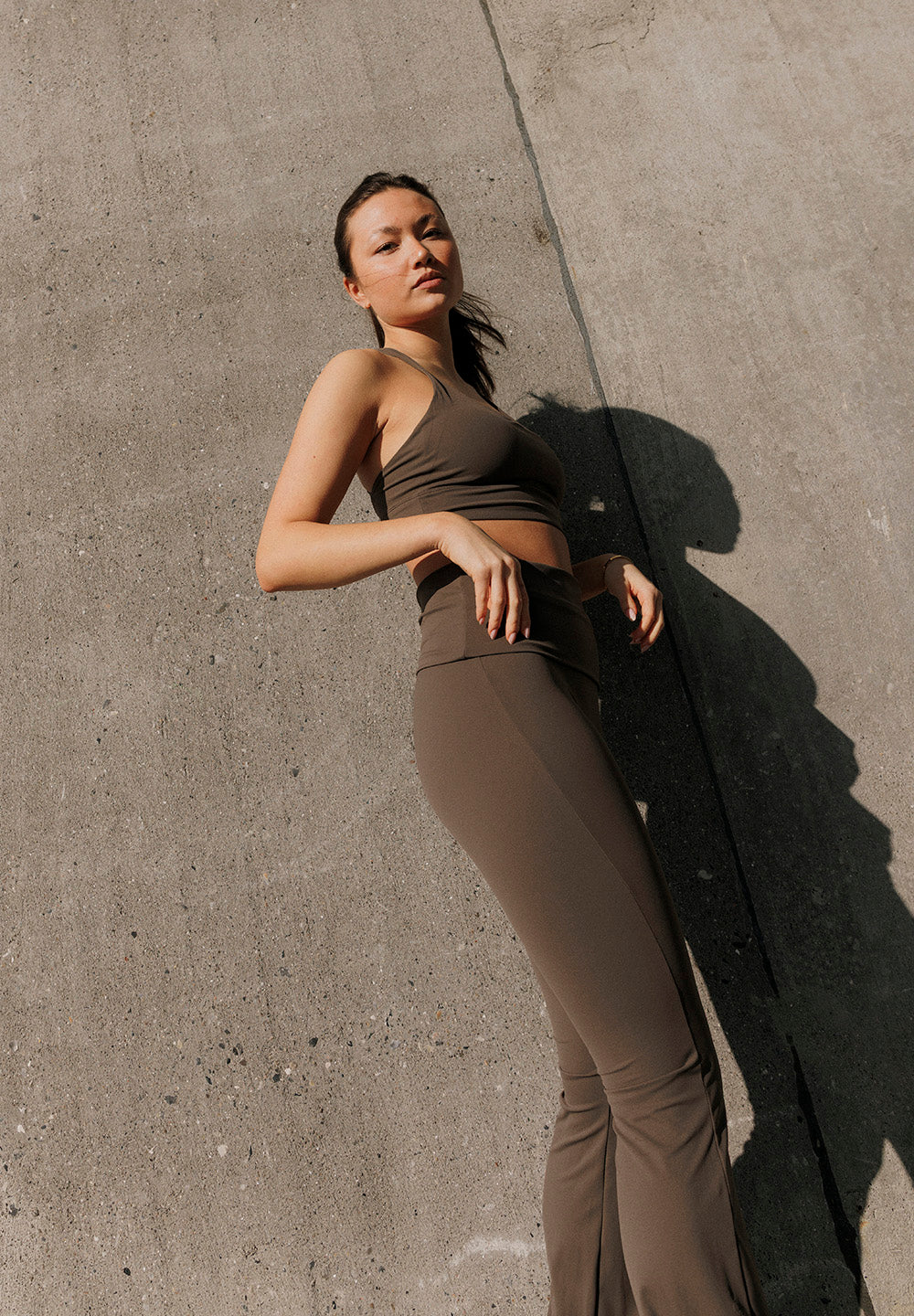 Butter Soft Flare Tights All day - dark brown - Billede 3